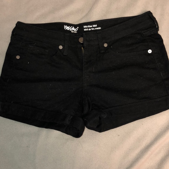 Mossimo Supply Co. Pants - Black Jean Shorts